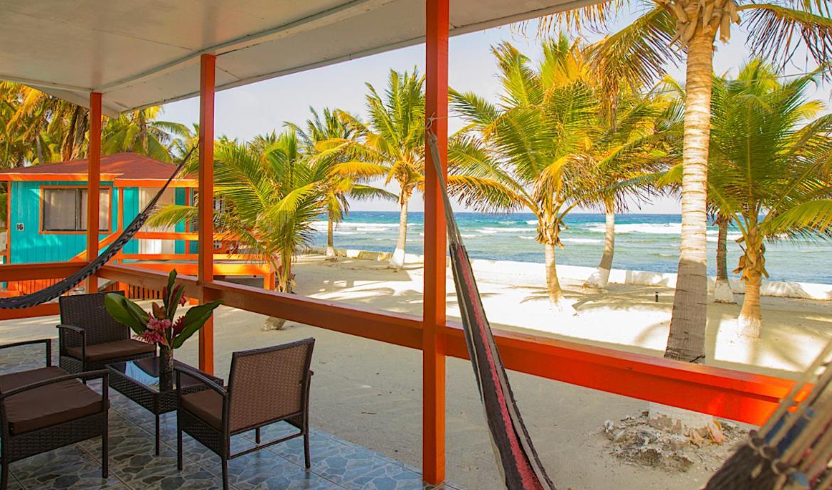 Blue Marlin Beach Resort Dangriga Bagian luar foto