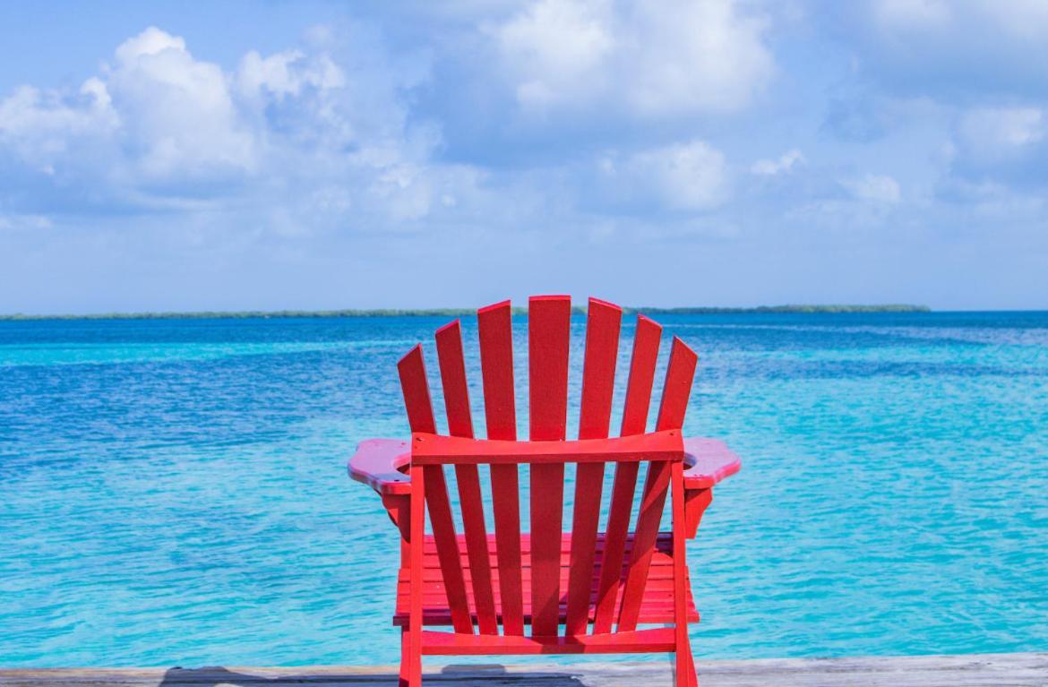Blue Marlin Beach Resort Dangriga Bagian luar foto